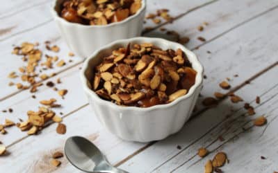 Warm Baked Cinnamon Apples with Crunchy Almond Topping