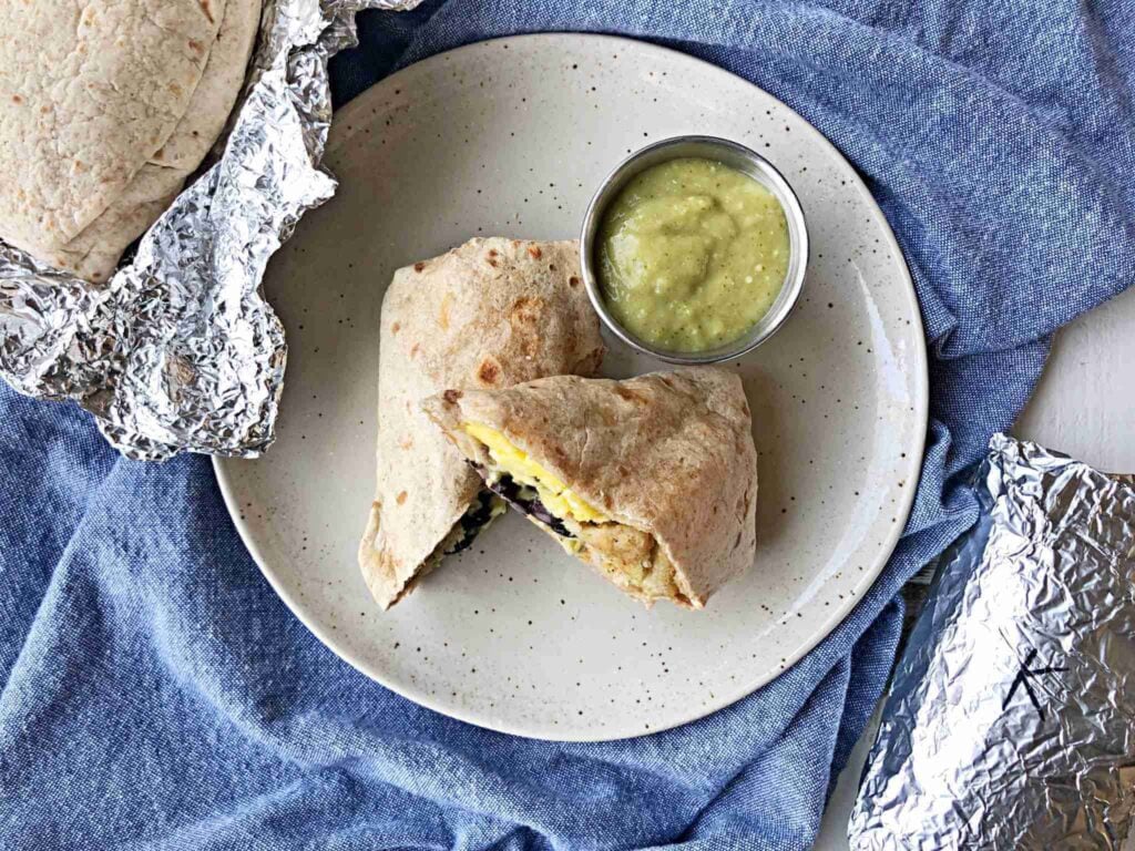 healthy breakfast burrito meal prep