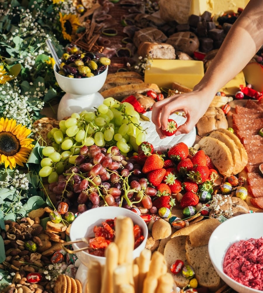 low fodmap snacks including fruit cheese nuts and olives