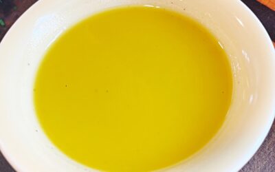 Low FODMAP Apple Cider Vinaigrette Dressing